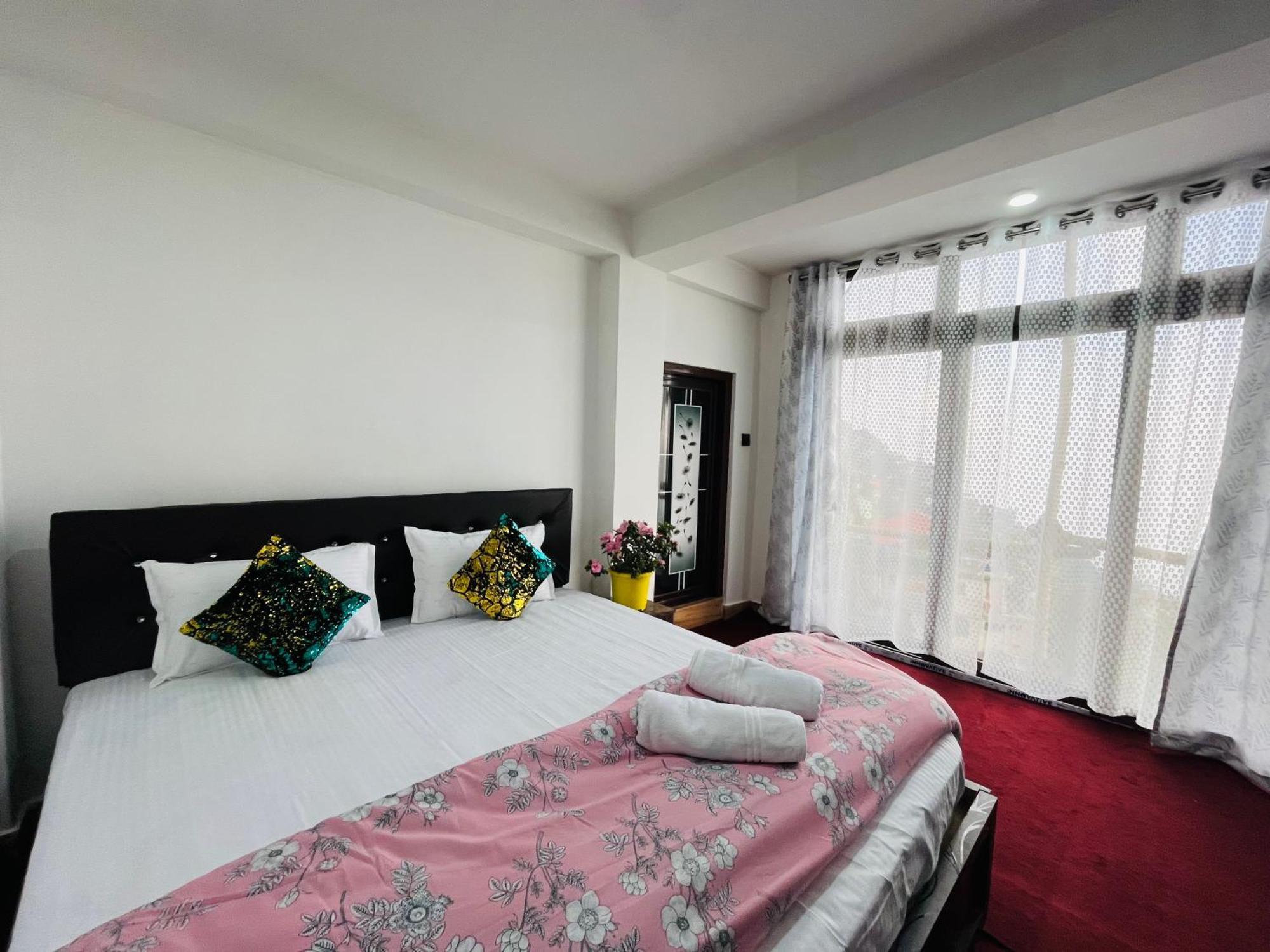 Shalom Inn Home Stay 大吉岭 外观 照片