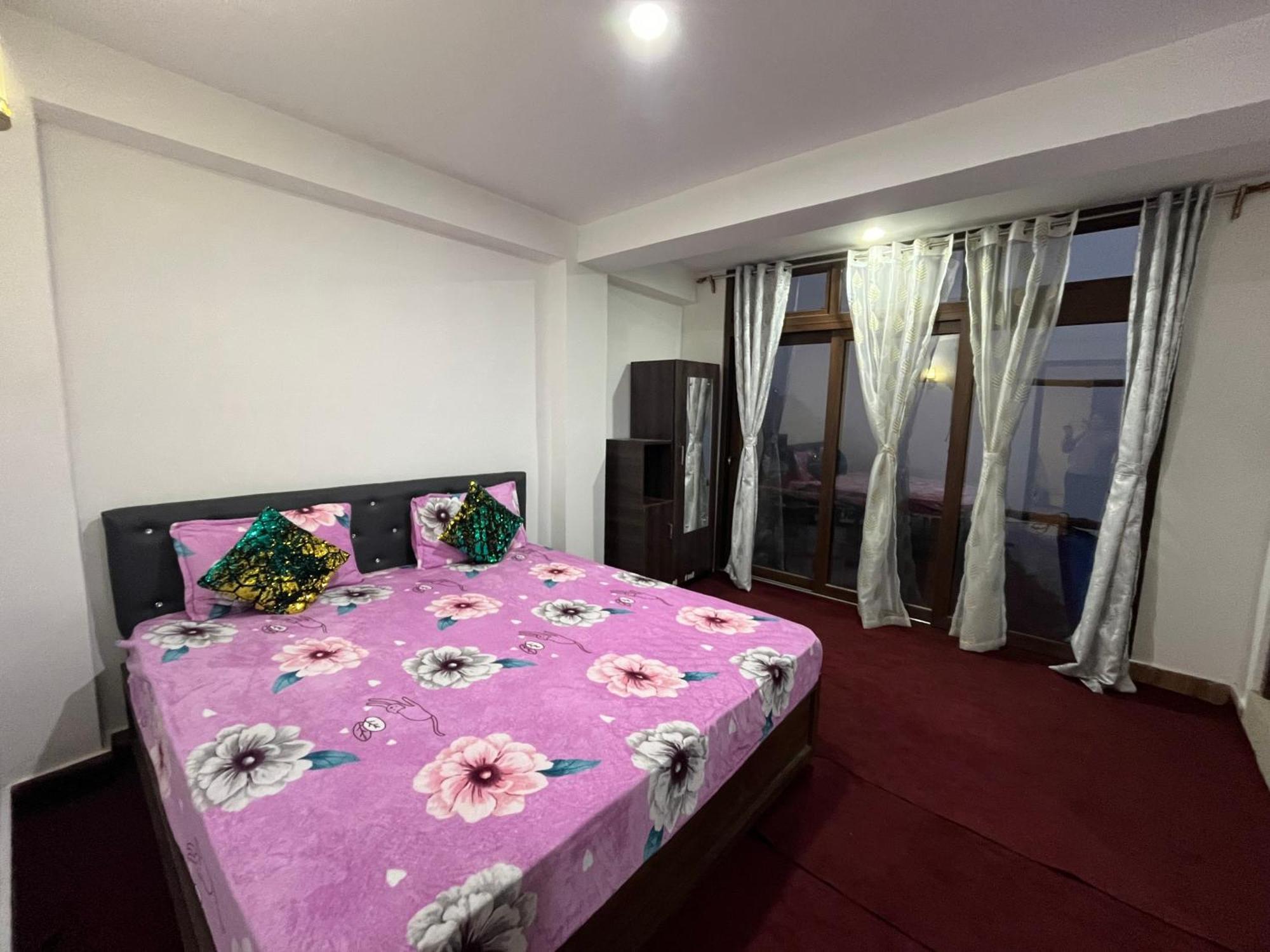 Shalom Inn Home Stay 大吉岭 外观 照片